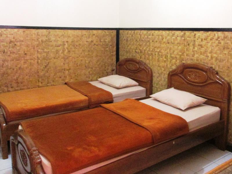 Lingga Guest House Jayagiri Lembang Extérieur photo