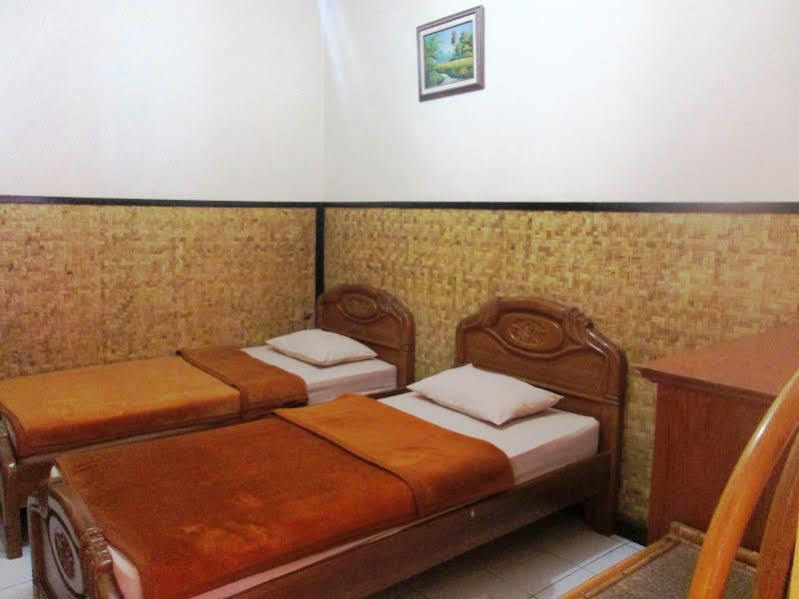 Lingga Guest House Jayagiri Lembang Extérieur photo