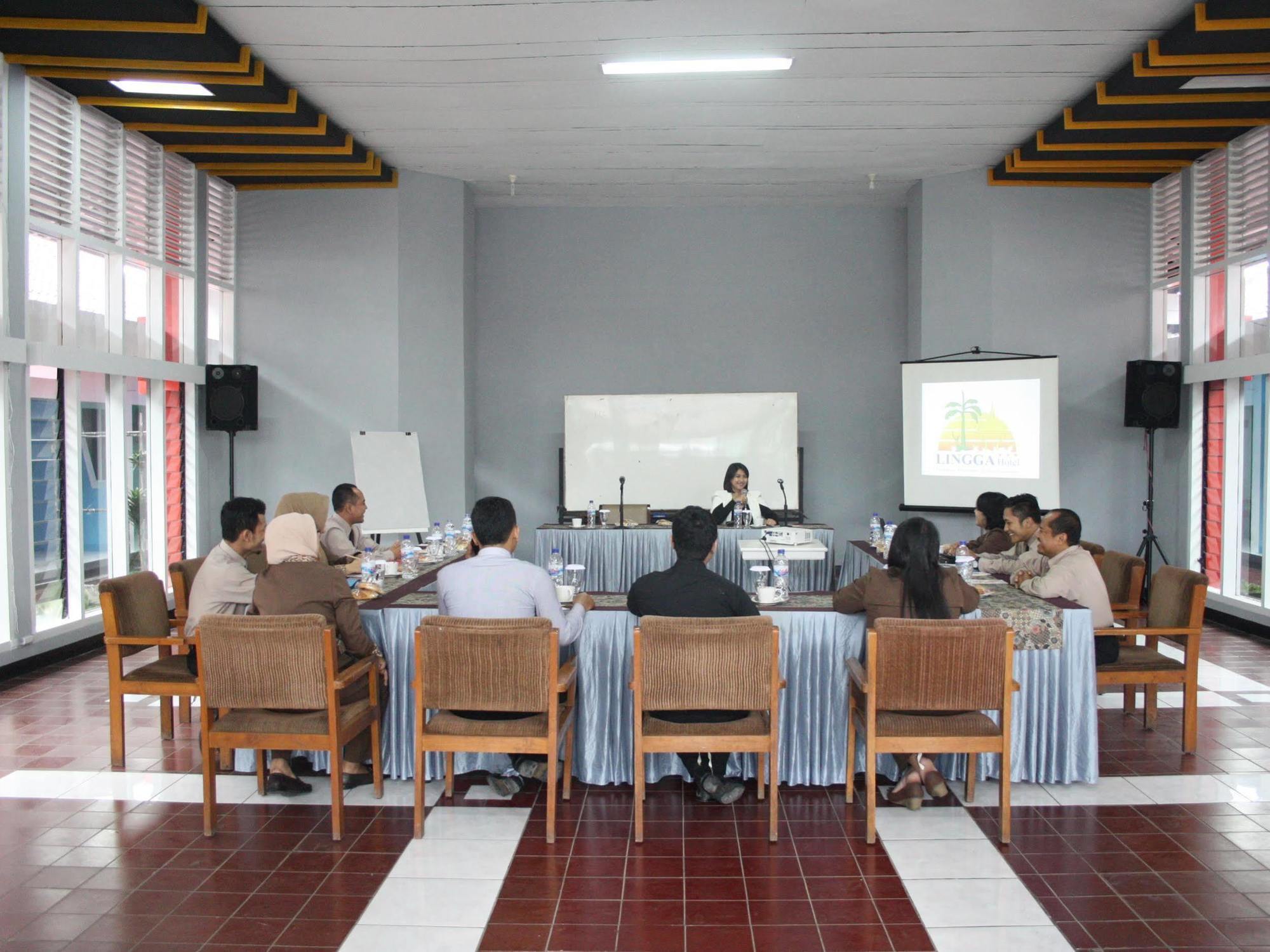 Lingga Guest House Jayagiri Lembang Extérieur photo