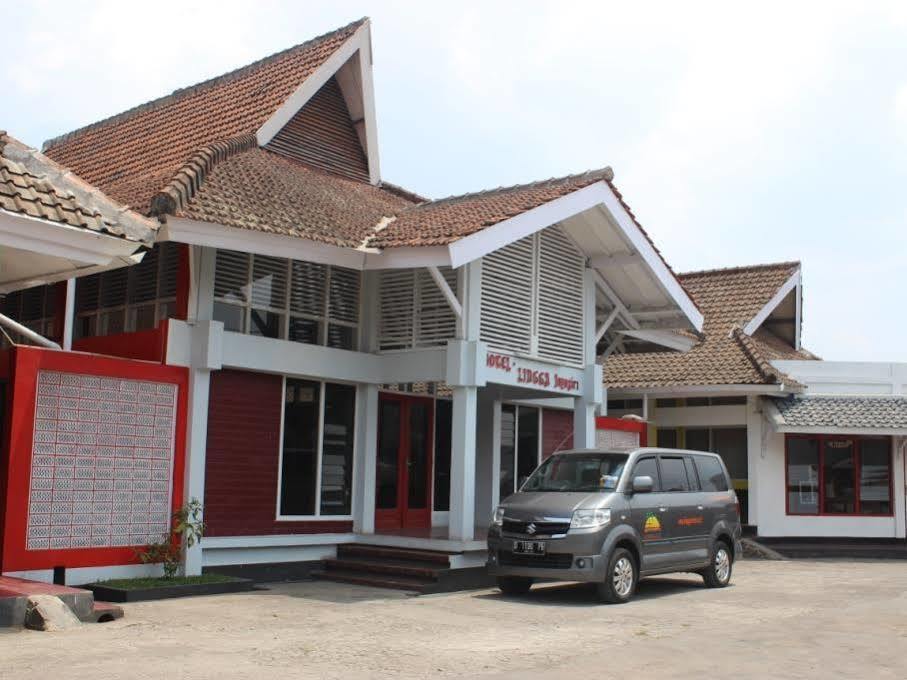 Lingga Guest House Jayagiri Lembang Extérieur photo
